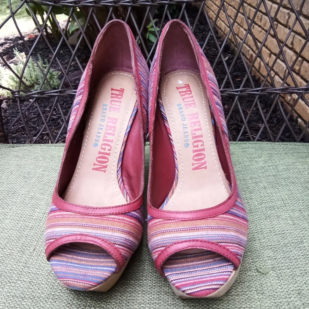 True Religion Regan Retro Striped Peep Toe Wedges
